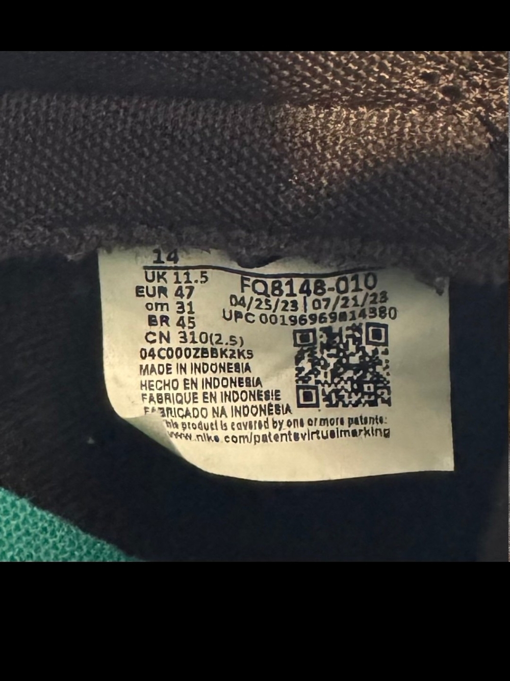 Nike Women’s 14/ Men's 12.5 Gold & Black Dunks "Dia De Los Muertos" - Picture 5 of 5